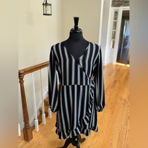 Xhilaration Black and White Striped Long Sleeve Dress